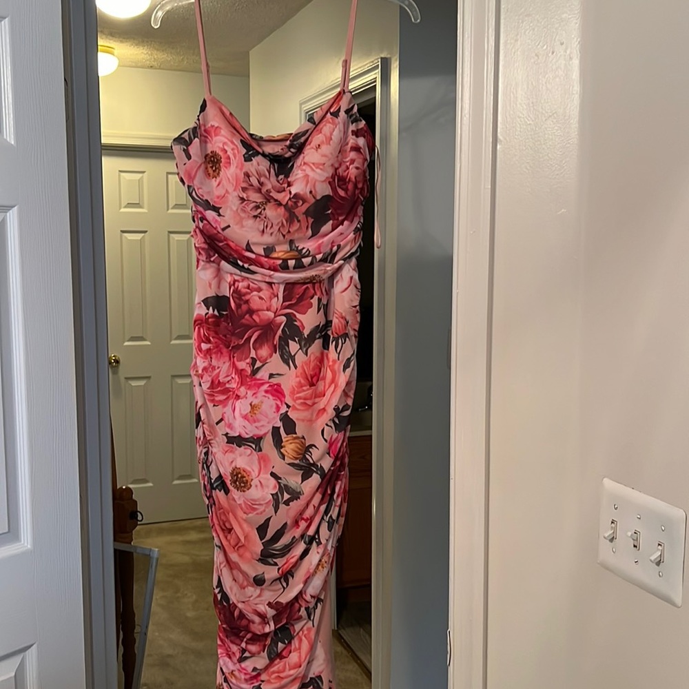 Women flower dress